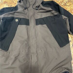 Mountain Hardwear Jacket
